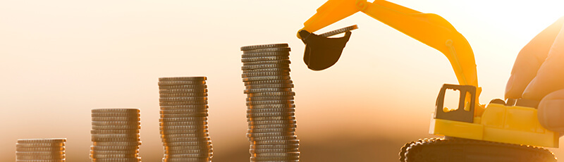 toy crane stacking coins